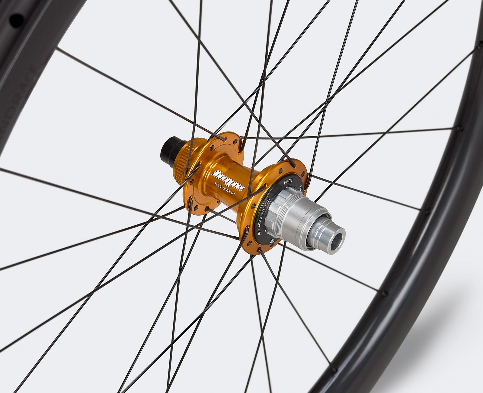 LANDRACE GRV Carbon Disc Gravel wheelset (Hope hubs)