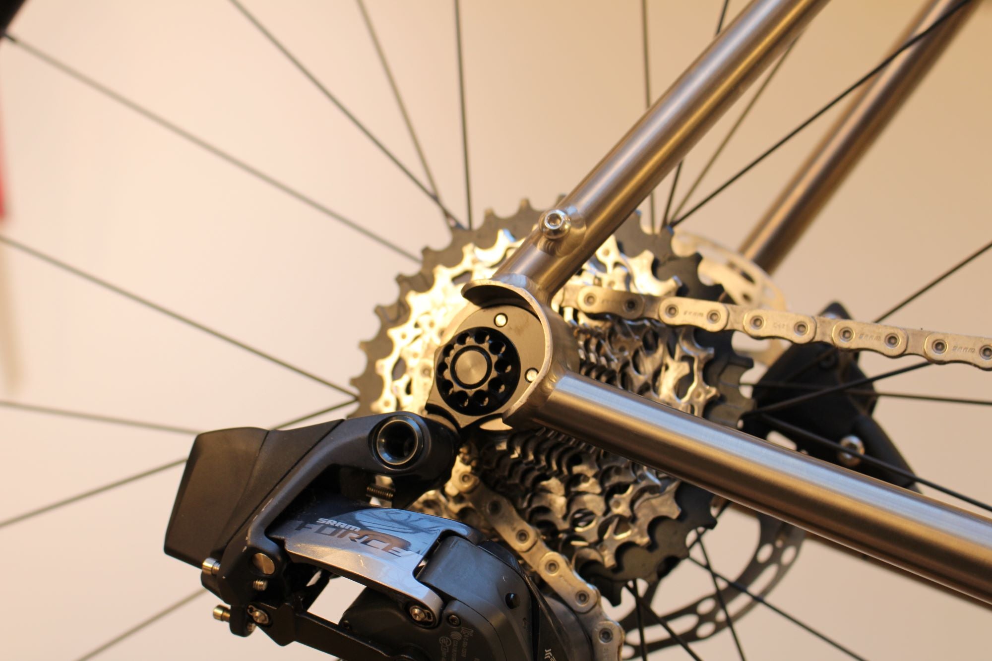 LANDRACE Tupelo - SRAM Force AXS bike - Forza wheels - Large/57cm