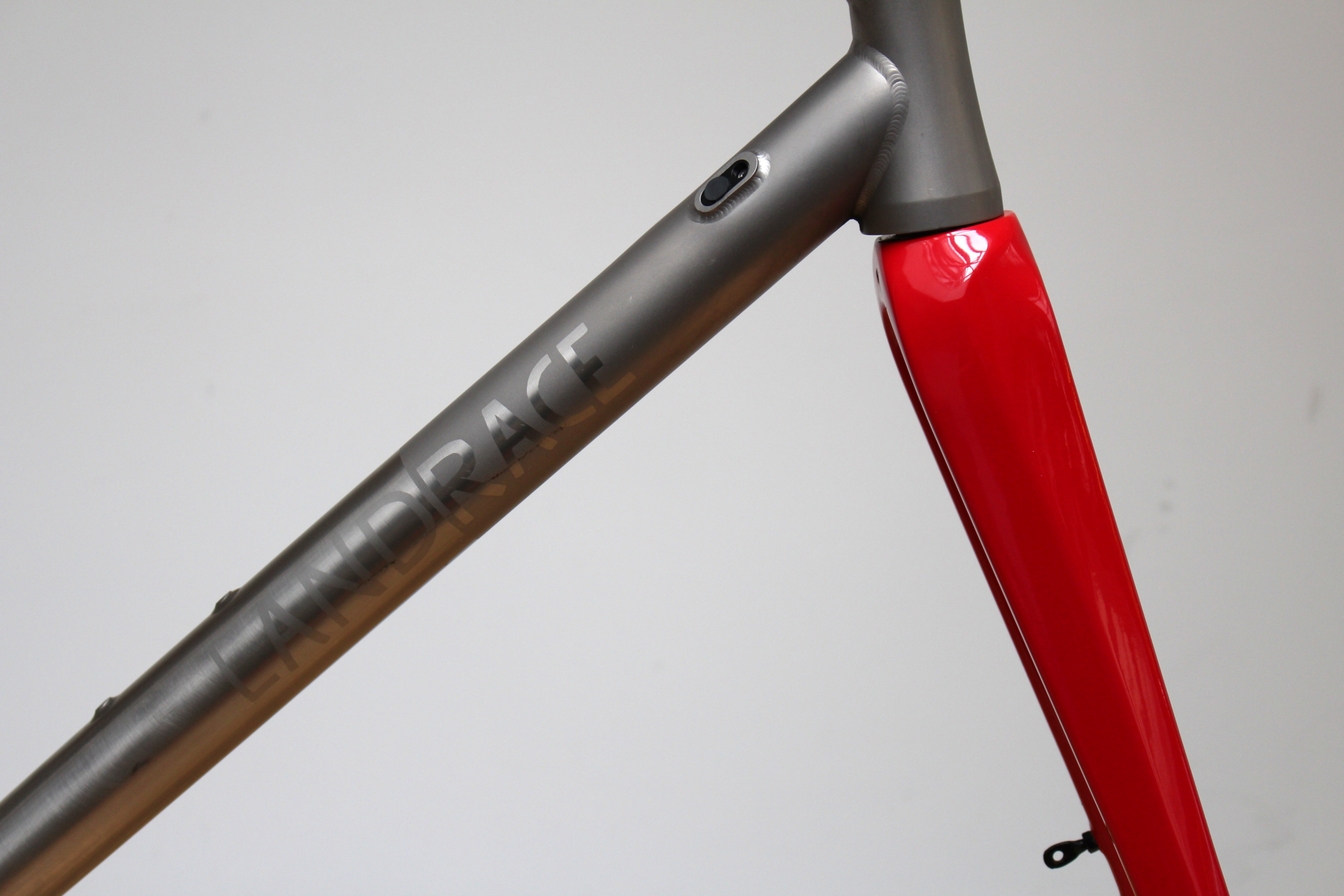 LANDRACE Tupelo Frameset with Red Fork - Small