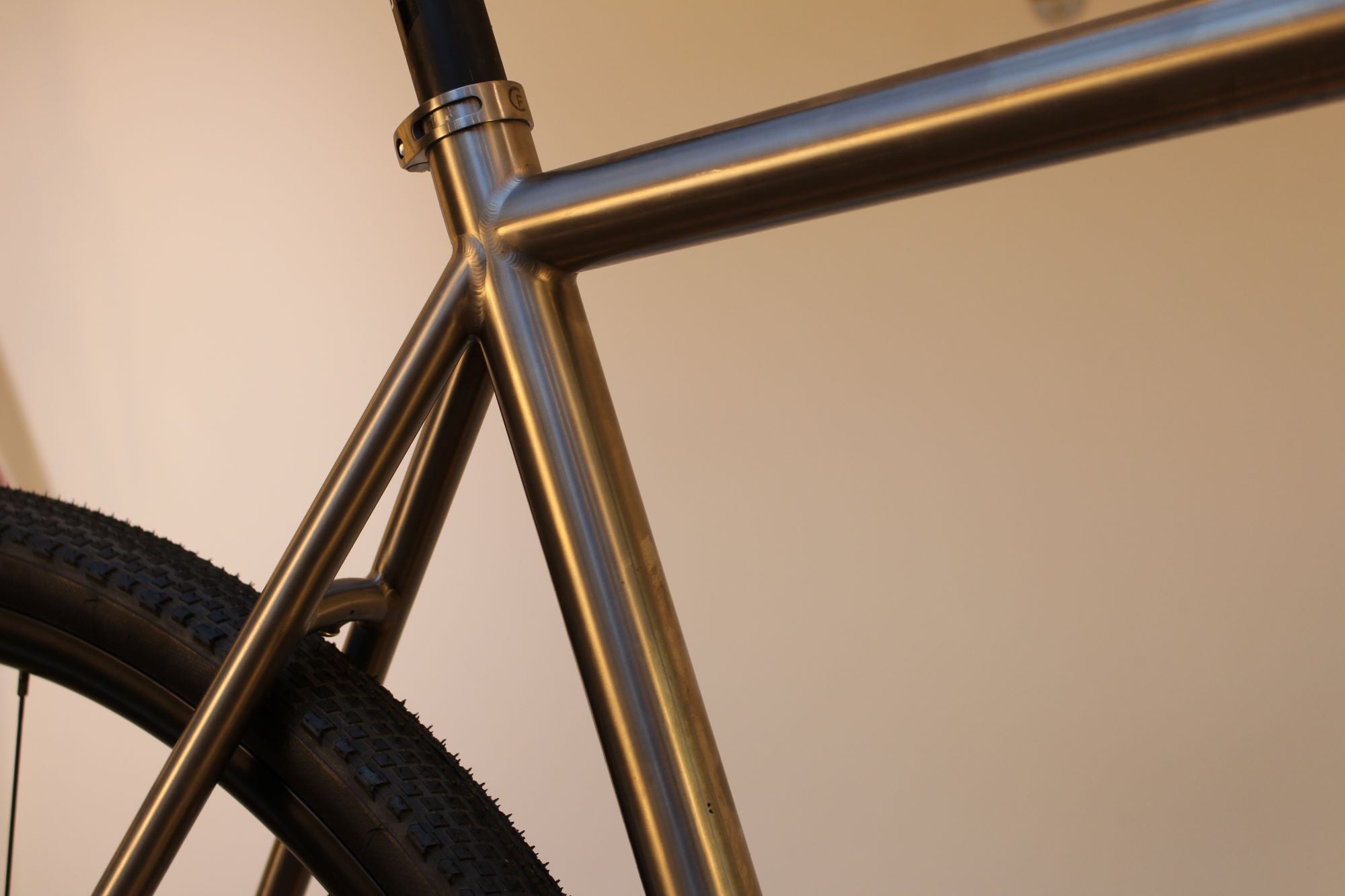 LANDRACE Tupelo - SRAM Force AXS bike - Forza wheels - Large/57cm