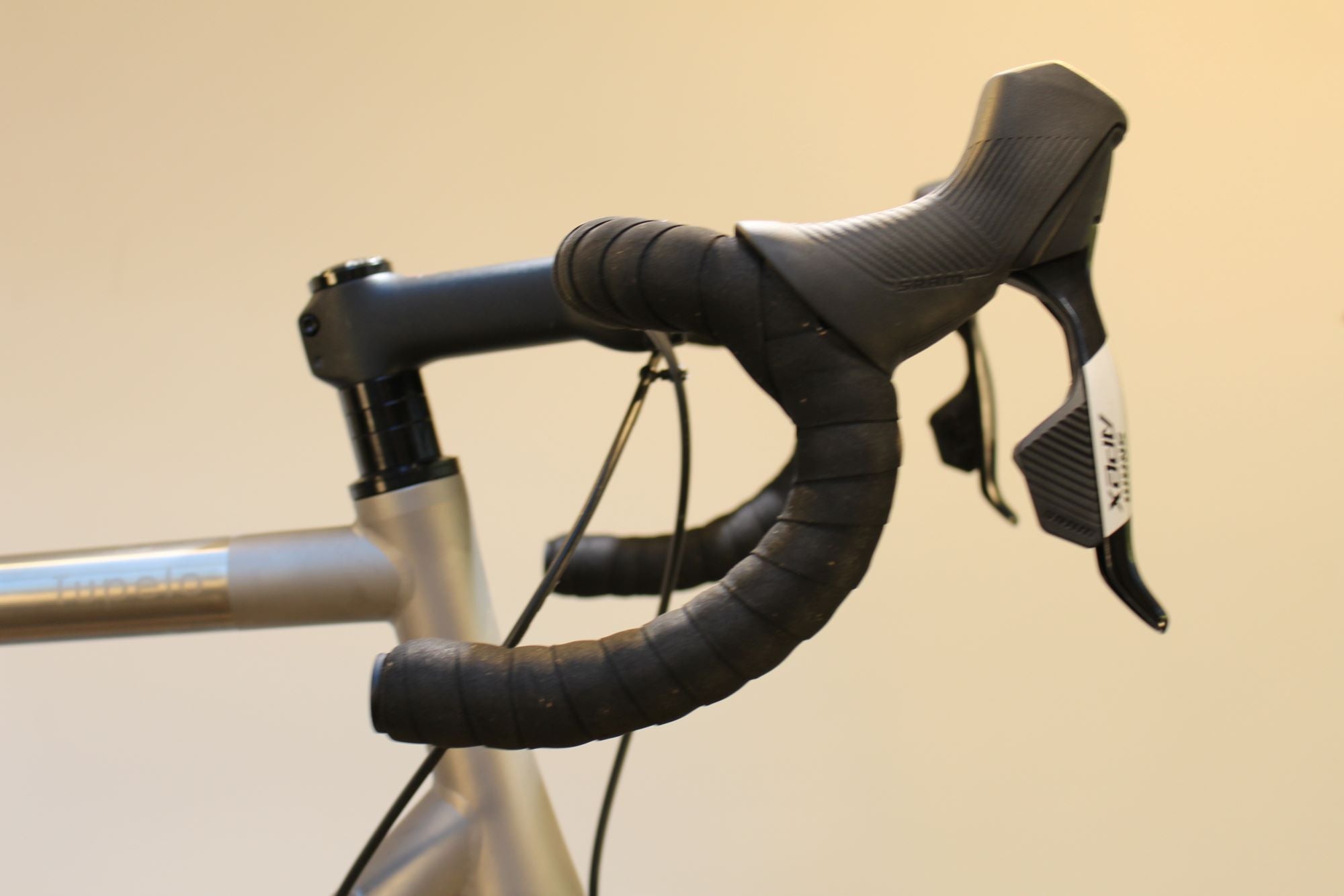 LANDRACE Tupelo - SRAM Force AXS bike - Forza wheels - Large/57cm